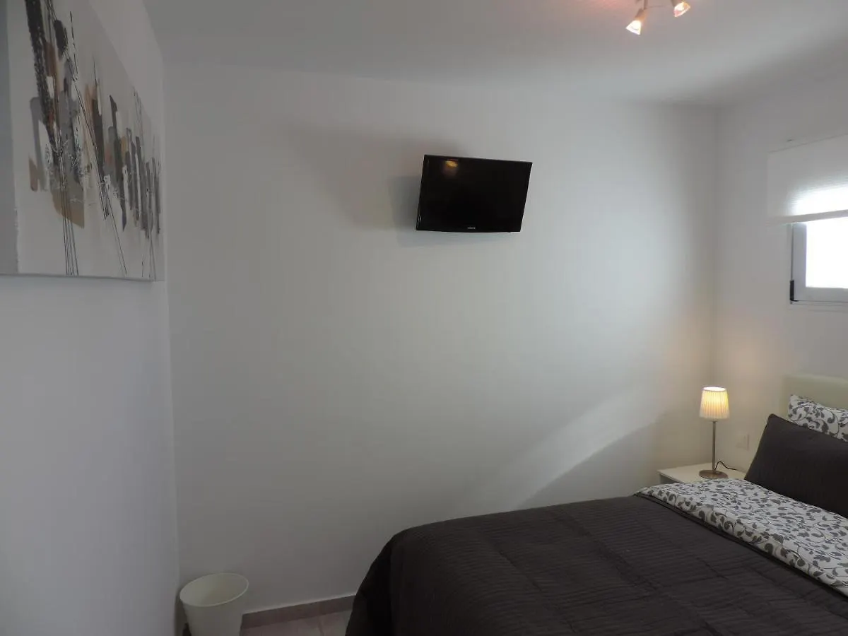 Los Gracioseros 209-2Bed -1St Floor-A/C-Uk Tv-Wifi Puerto del Carmen  0*, Puerto del Carmen (Lanzarote) Spain