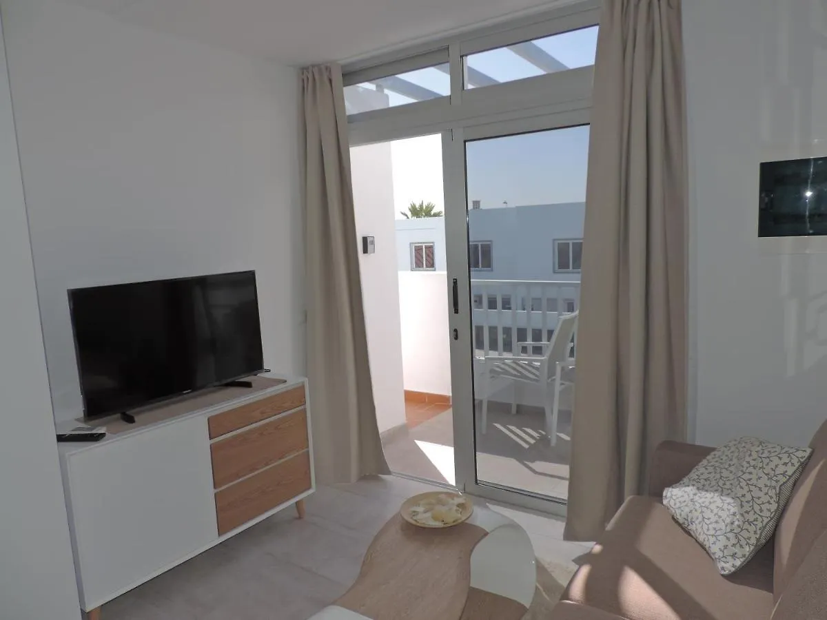 Los Gracioseros 209-2Bed -1St Floor-A/C-Uk Tv-Wifi Puerto del Carmen  Spain