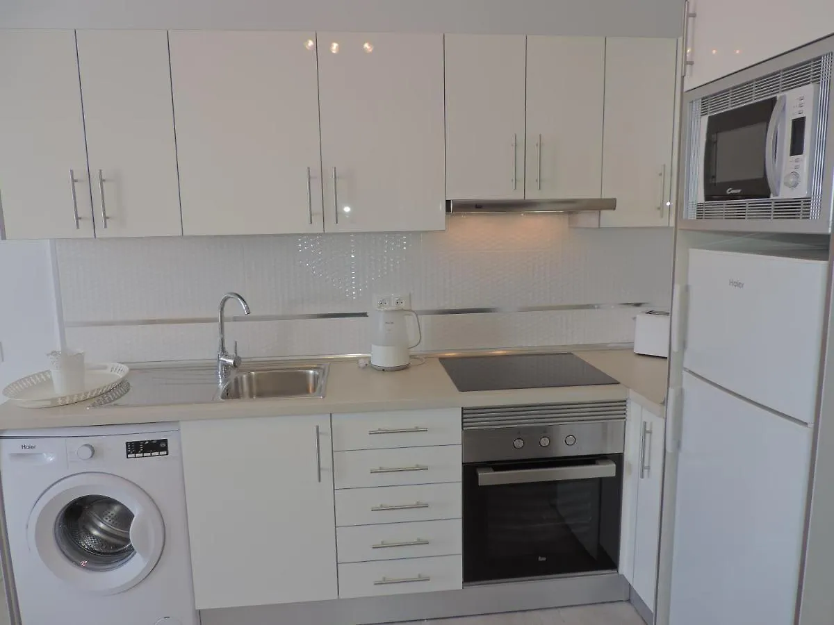 Los Gracioseros 209-2Bed -1St Floor-A/C-Uk Tv-Wifi Puerto del Carmen  0*, Puerto del Carmen (Lanzarote)